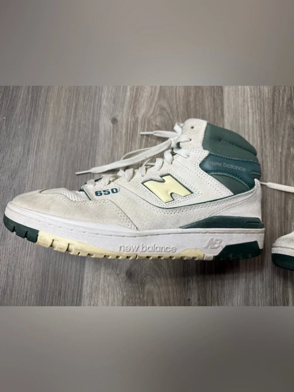 New Balance 650 High Top Size 10 White Green Suede Retro Dad Shoe Basketball NB - Picture 1 of 16